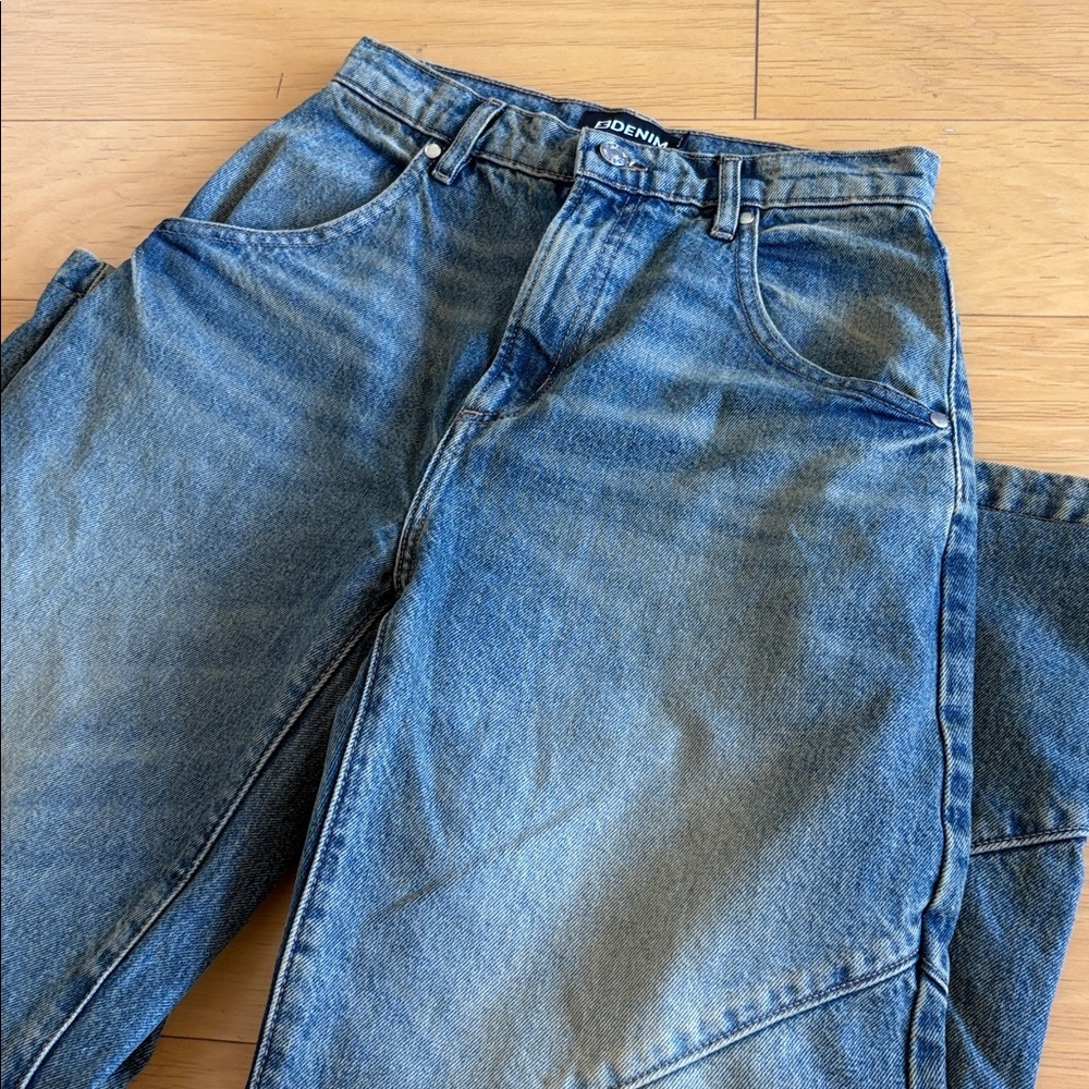 EB Denim Frederic Barrel Jeans - Picture 10 of 10